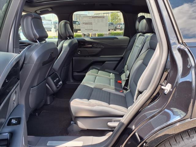 Photo of 2025 Black Metallic Lincoln Nautilus