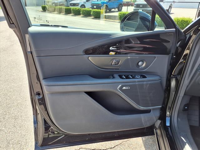 Photo of 2025 Black Metallic Lincoln Nautilus