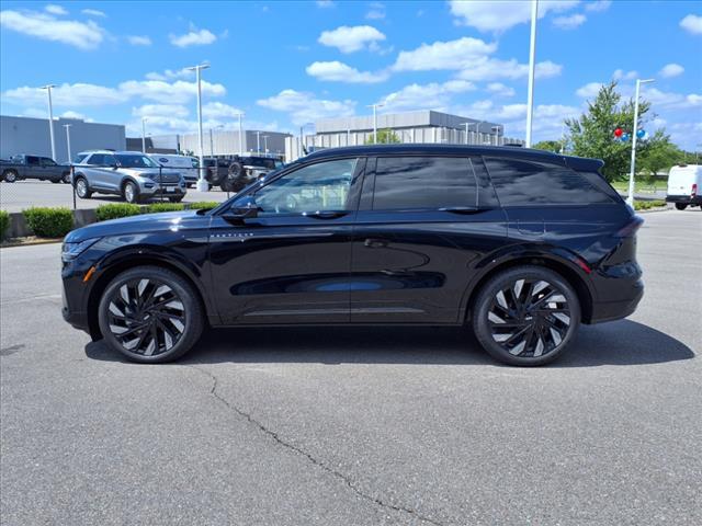Photo of 2025 Black Metallic Lincoln Nautilus