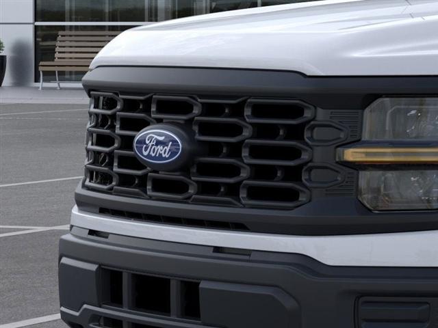 Photo of 2025 Oxford White Clearcoat Ford F-150