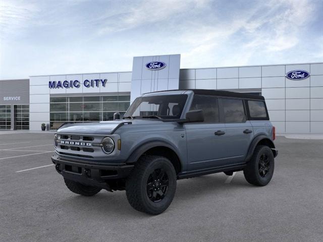 Photo of 2025 Azure Gray Metallic Ford Bronco