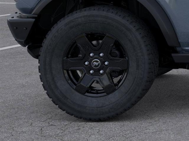 Photo of 2025 Azure Gray Metallic Ford Bronco