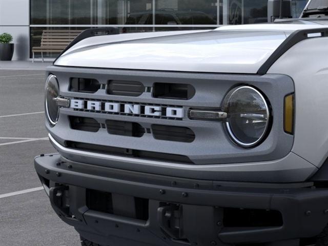 Photo of 2024 Silver Metallic Ford Bronco