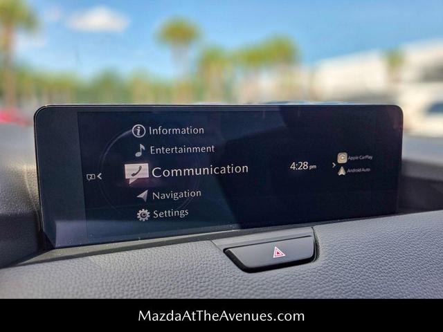 Photo of 2025 Platinum Quartz Metallic Mazda CX-90