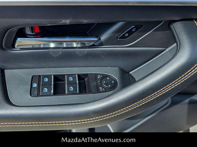 Photo of 2025 Platinum Quartz Metallic Mazda CX-90