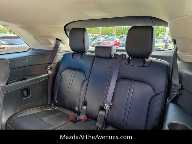 Photo of 2025 Platinum Quartz Metallic Mazda CX-90