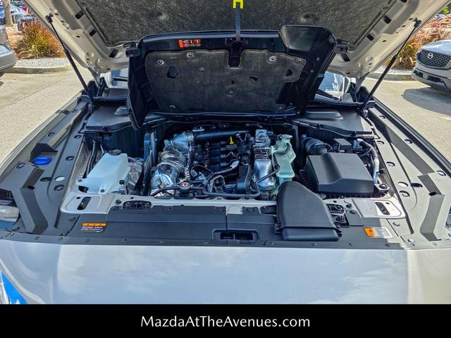 Photo of 2025 Platinum Quartz Metallic Mazda CX-90