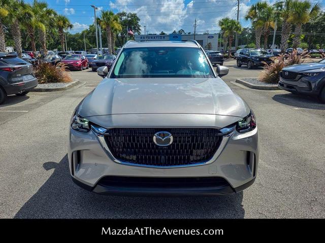 Photo of 2025 Platinum Quartz Metallic Mazda CX-90