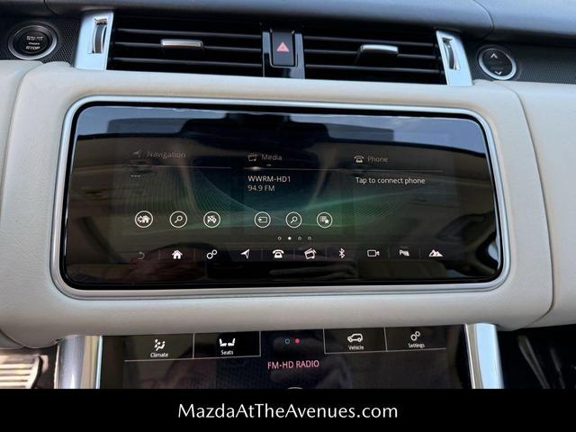 Photo of 2018 Fuji White Land Rover Range Rover Sport