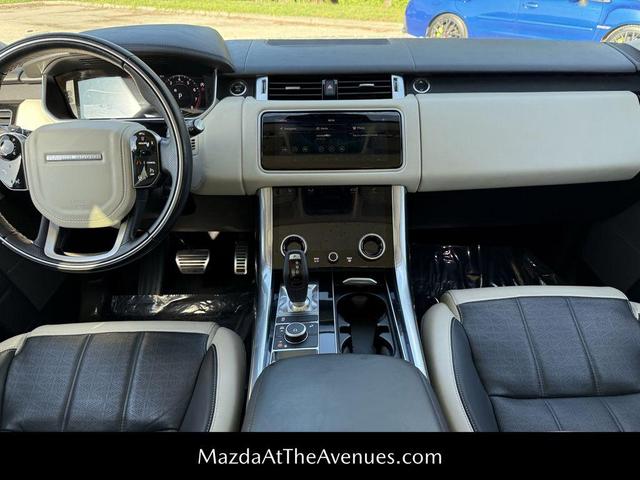 Photo of 2018 Fuji White Land Rover Range Rover Sport