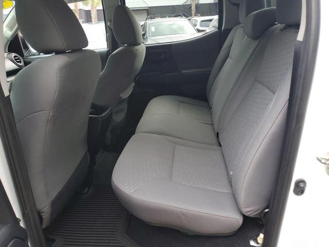 Photo of 2020 Super White Toyota Tacoma