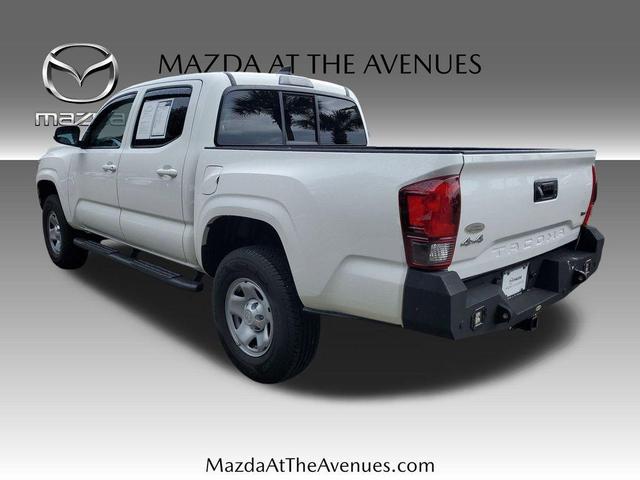Photo of 2020 Super White Toyota Tacoma
