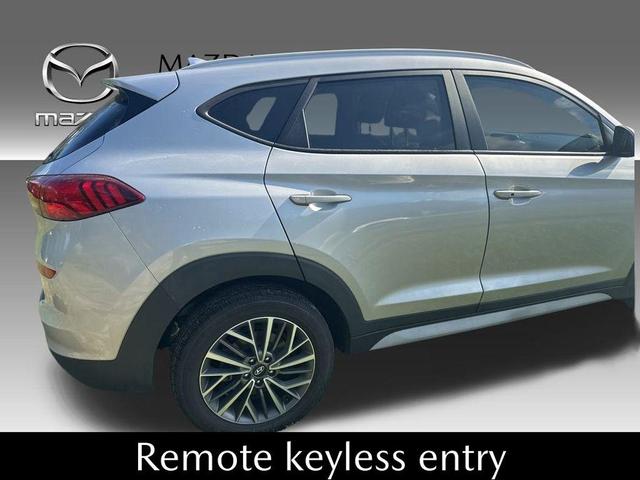 Photo of 2020 Stellar Silver Hyundai TUCSON