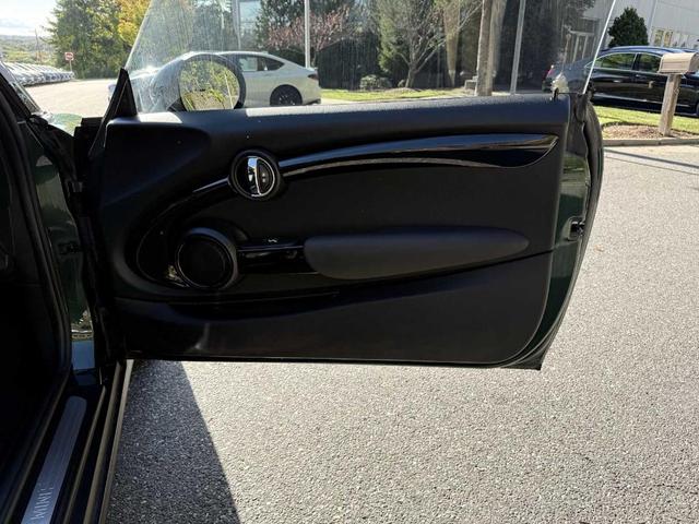 Photo of 2015 British Racing Green Metallic MINI Hardtop