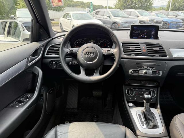 Photo of 2016 Cortina White Audi Q3