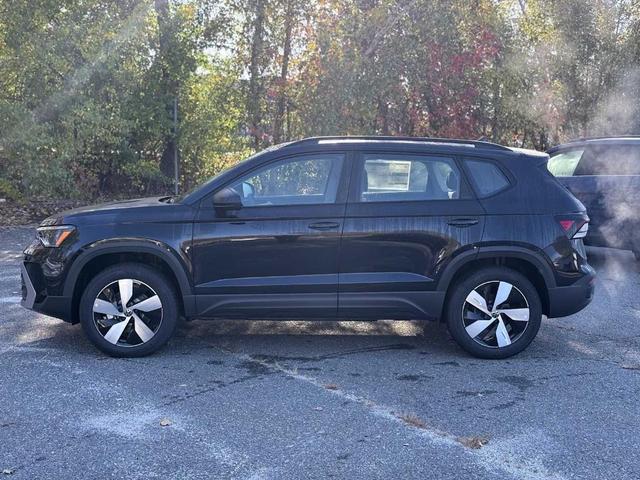 Photo of 2025 Deep Black Pearl Effect Volkswagen Taos