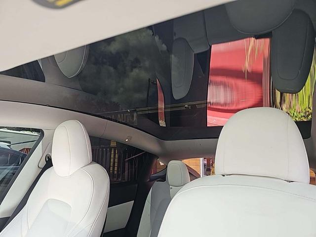 Photo of 2020 BLUE Tesla Model Y