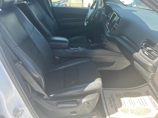 Photo of 2021 WHITE Dodge Durango