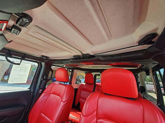 Photo of 2019 GRAY Jeep Wrangler Unlimited