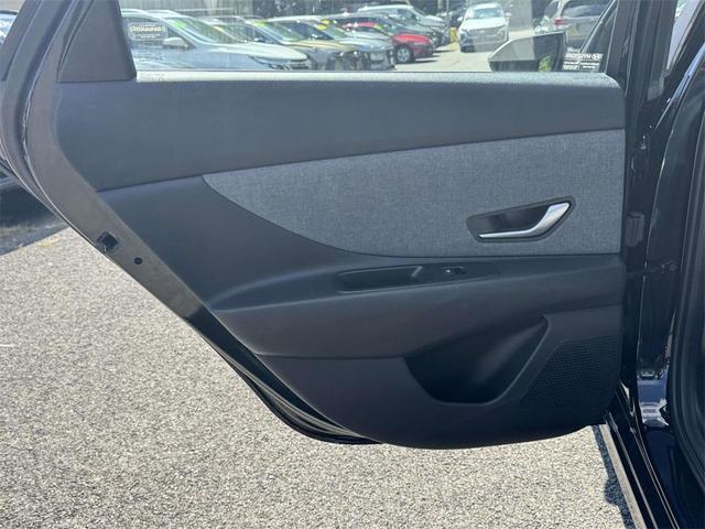 Photo of 2023 Phantom Black Hyundai ELANTRA