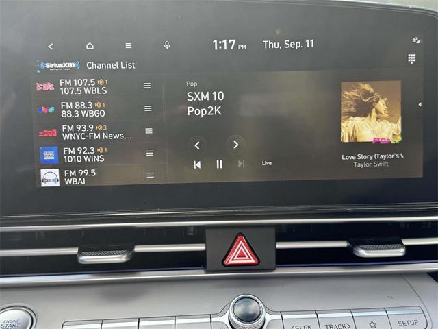 Photo of 2023 Phantom Black Hyundai ELANTRA