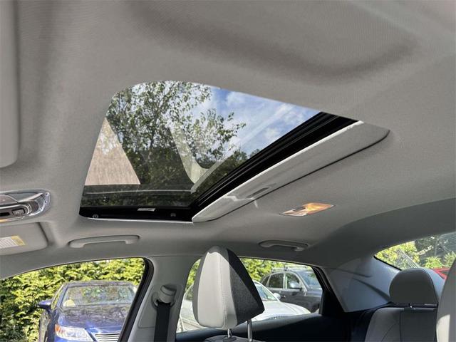 Photo of 2023 Phantom Black Hyundai ELANTRA