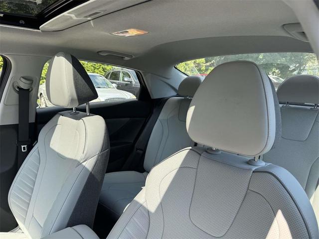 Photo of 2023 Phantom Black Hyundai ELANTRA