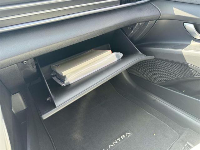 Photo of 2023 Phantom Black Hyundai ELANTRA