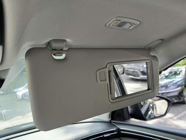 Photo of 2022 Phantom Black Hyundai TUCSON Hybrid