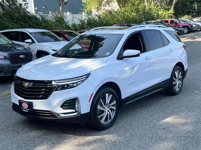 Photo of 2022 Summit White Chevrolet Equinox