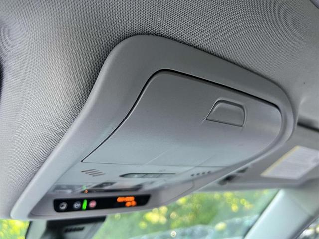Photo of 2022 Summit White Chevrolet Equinox