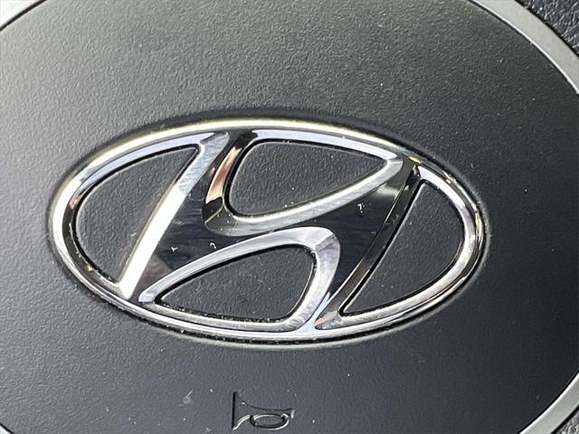 Photo of 2022 Shimmering Silver Hyundai TUCSON
