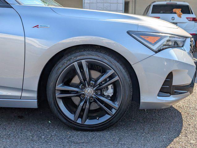 Photo of 2023 Lunar Silver Metallic Acura Integra