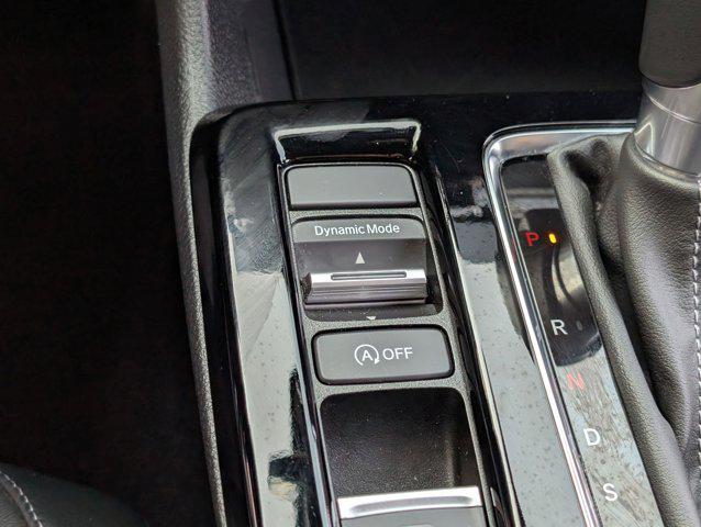 Photo of 2023 Lunar Silver Metallic Acura Integra