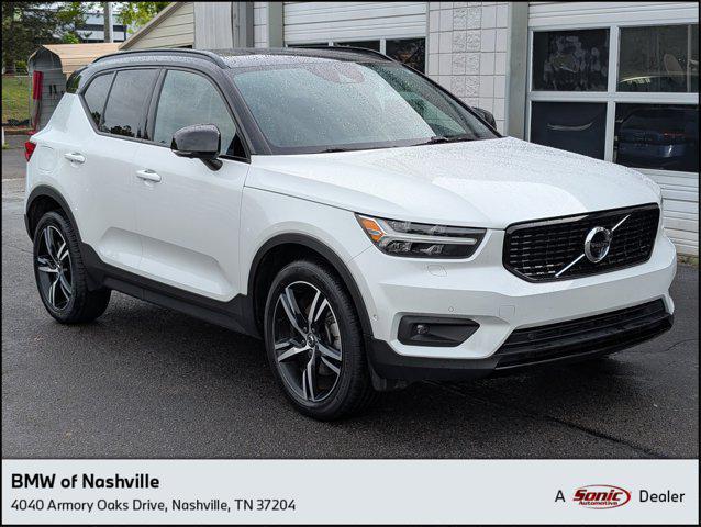 2022 Volvo XC40