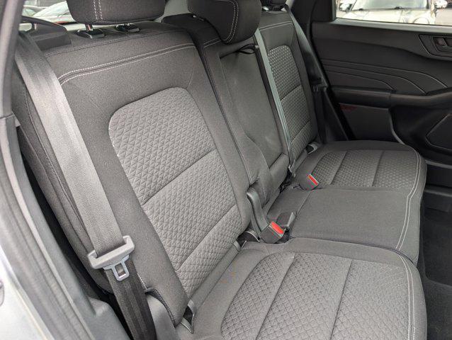 Photo of 2023 Iconic Silver Metallic Ford Escape