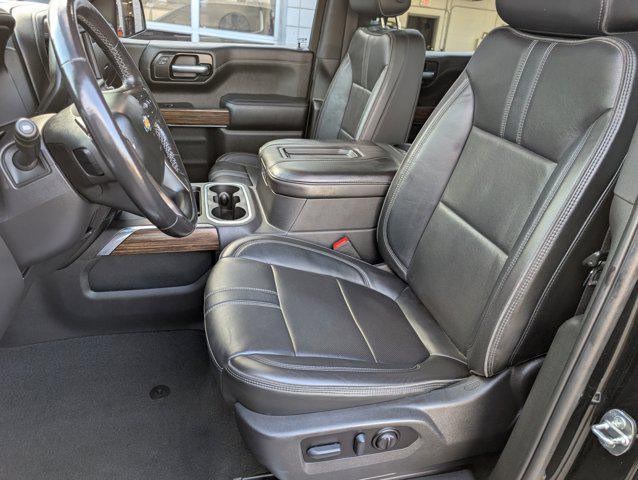 Photo of 2022 Black Chevrolet Silverado 1500