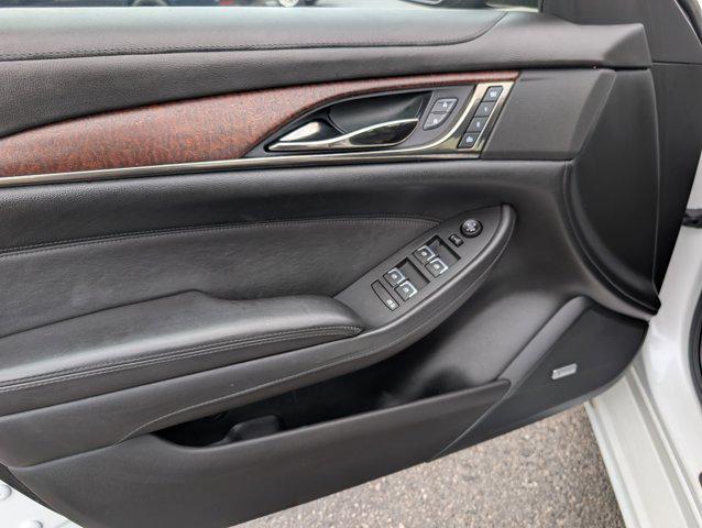 Photo of 2016 Crystal White Tricoat Cadillac CTS
