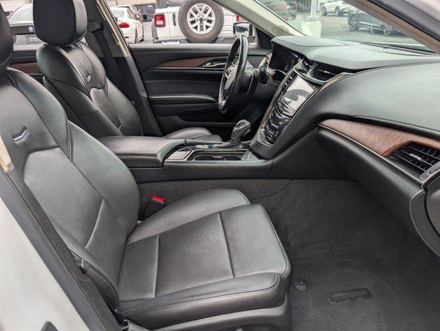 Photo of 2016 Crystal White Tricoat Cadillac CTS