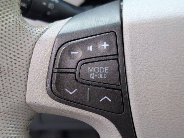 Photo of 2011 Silver Sky Metallic Toyota Sienna