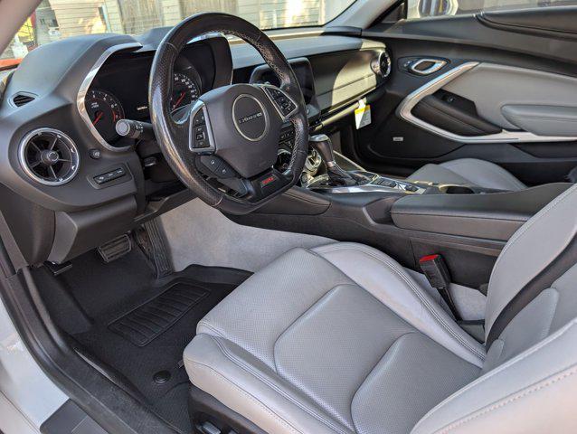 Photo of 2019 Summit White Chevrolet Camaro