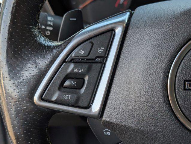 Photo of 2019 Summit White Chevrolet Camaro