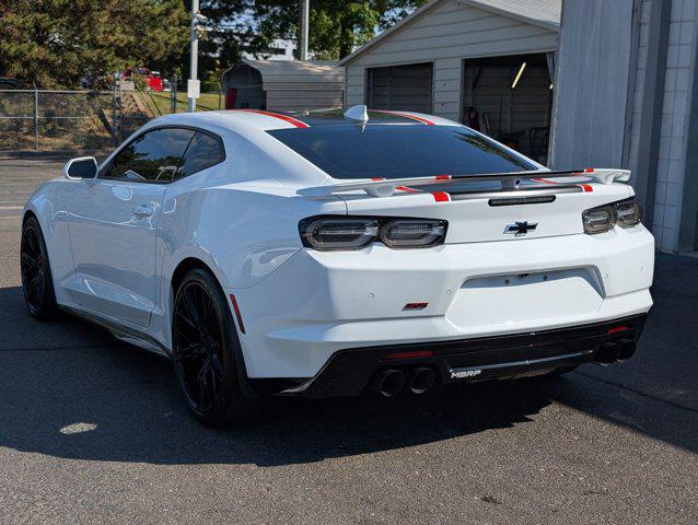Photo of 2019 Summit White Chevrolet Camaro