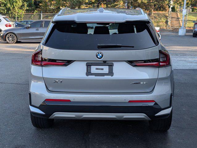 Photo of 2025 Space Silver Metallic BMW X1