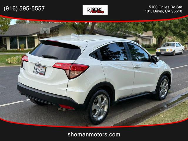 Photo of 2016 White Honda HR-V