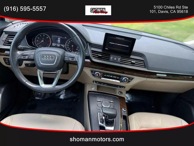 Photo of 2018 Gray Audi Q5