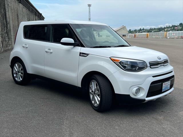 Photo of 2018 White Kia Soul
