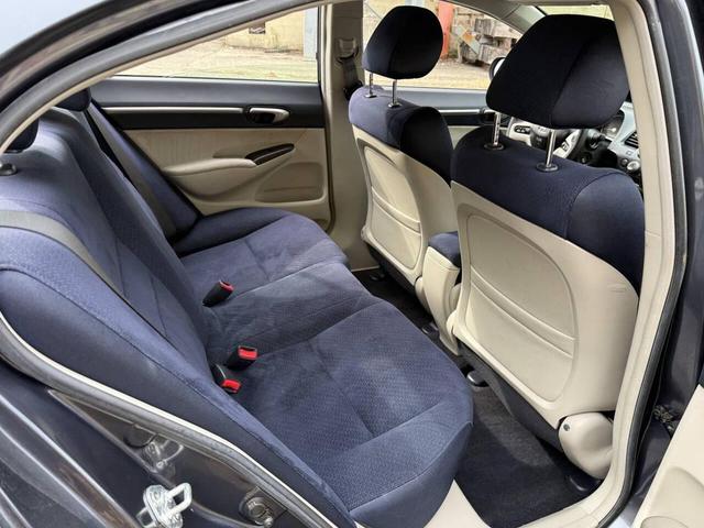 Photo of 2007 Gray Honda Civic Hybrid