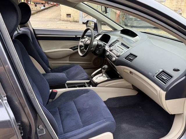 Photo of 2007 Gray Honda Civic Hybrid