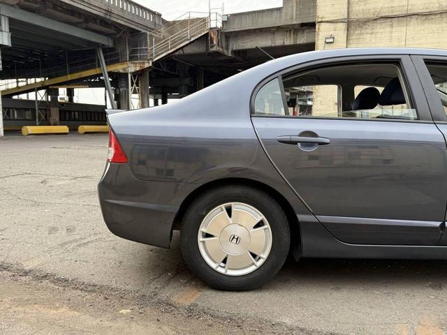 Photo of 2007 Gray Honda Civic Hybrid